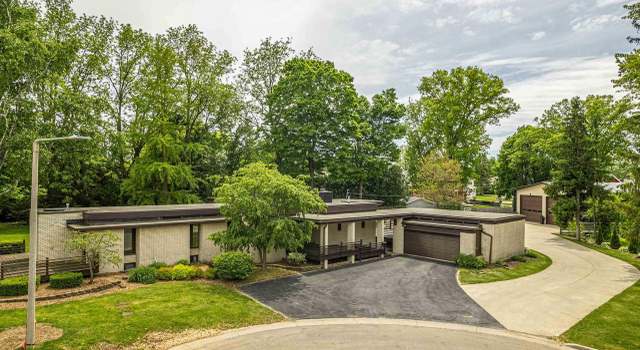 Photo of 520 St Clare Ct, Monroe, WI 53566