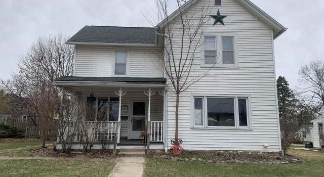 Photo of 309 N Main St, Cuba City, WI 53807