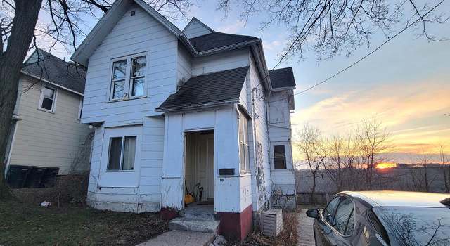 Photo of 18 S Wisconsin St, Janesville, WI 53545