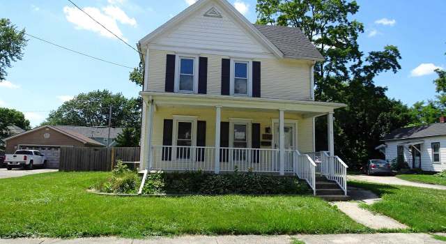 Photo of 233 N Chatham St, Janesville, WI 53548