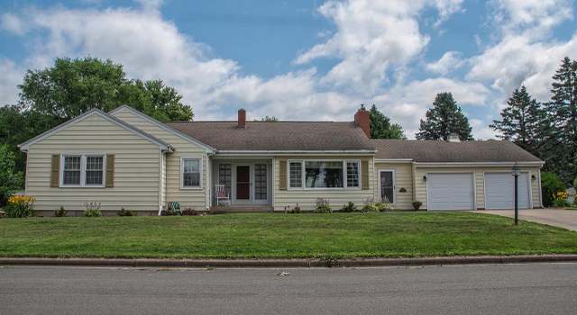 Photo of 601 W Front St, Cassville, WI 53806