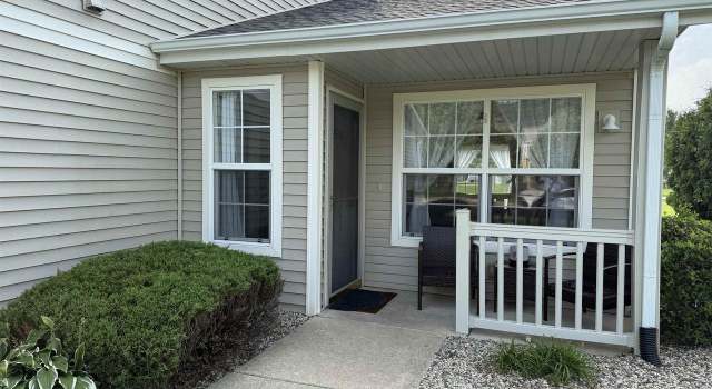 Photo of 2574 Edgewood Dr, Beloit, WI 53511