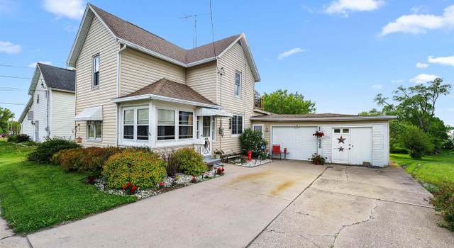 Photo of 820 Madison St, Beaver Dam, WI 53916