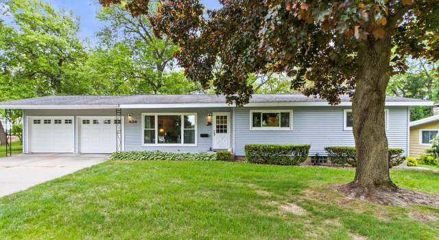 Photo of 404 W Albert St, Portage, WI 53901