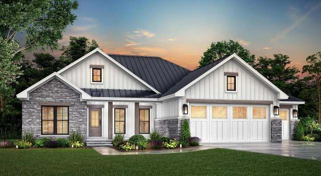 Photo of 318 Fairview Dr, Walworth, WI 53184