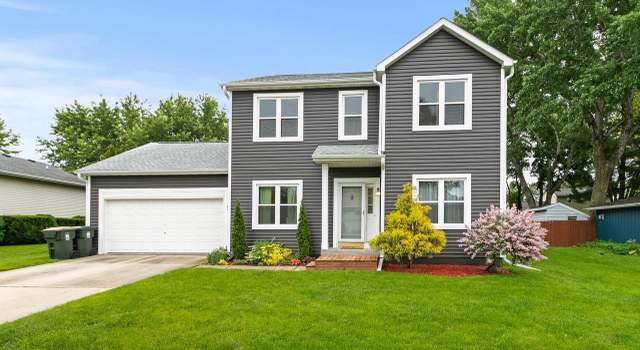 Photo of 1083 Tara Dr, Sun Prairie, WI 53590