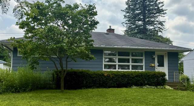 Photo of 4357 Crawford Dr, Madison, WI 53711