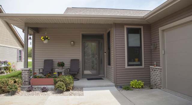 Photo of 66 Berdella Ct, Cross Plains, WI 53528