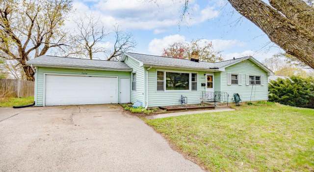 Photo of 5604 Joylynne Dr, Madison, WI 53716