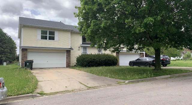 Photo of 1627-1629 Rustic Dr, Sun Prairie, WI 53590