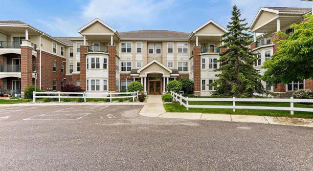 Photo of 8530 Greenway Blvd #210, Middleton, WI 53562