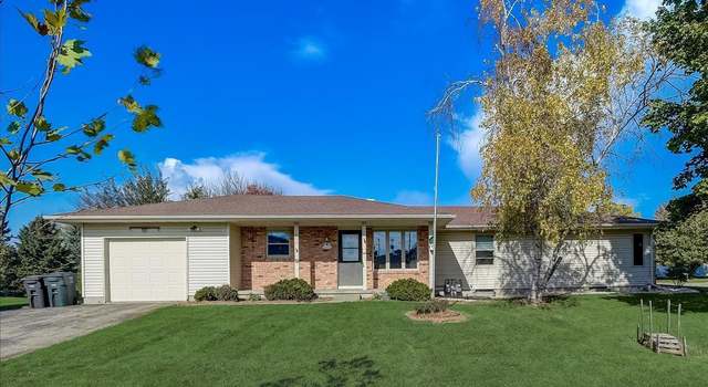 Photo of 1800 Jackson St, Stoughton, WI 53589
