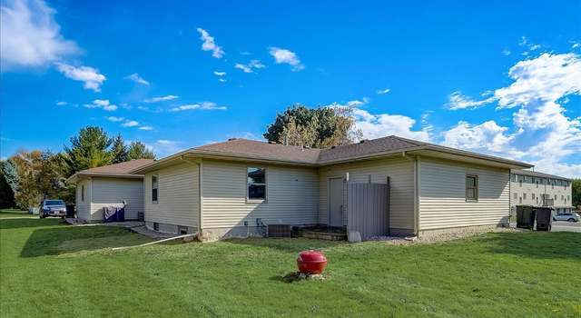 Photo of 1800 Jackson St, Stoughton, WI 53589