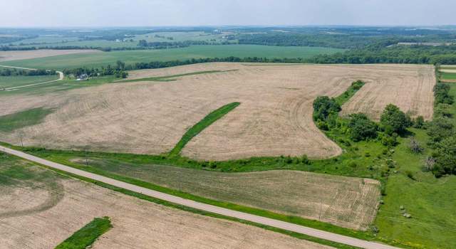 Photo of 152 M/L Walnut Rd, Darlington, WI 53530