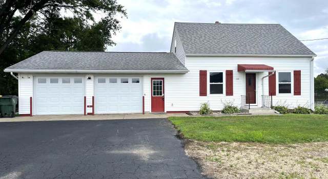 Photo of 125 County Road V, Cazenovia, WI 53924