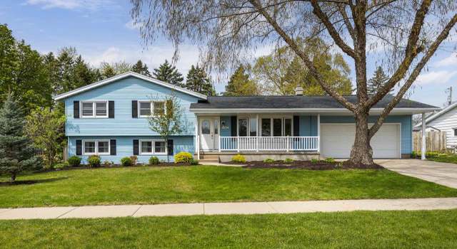 Photo of 1302 Baitinger Ct, Sun Prairie, WI 53590