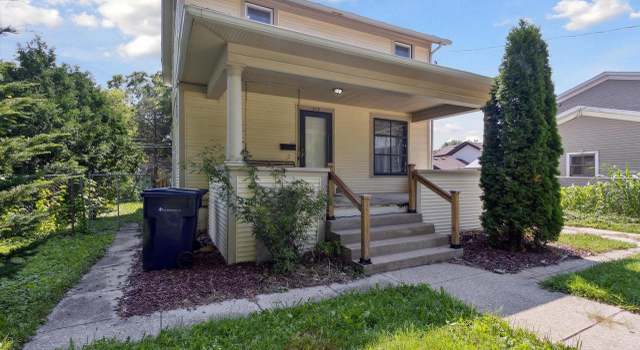 Photo of 212 N Washington St, Janesville, WI 53548