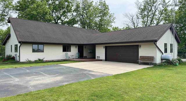 Photo of 10211 E Waite Rd, Clinton, WI 53525