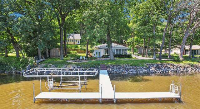 Photo of 9727 N Blackhawk Dr, Edgerton, WI 53534