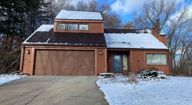 Photo of 5838 Suffolk Rd, Madison, WI 53711