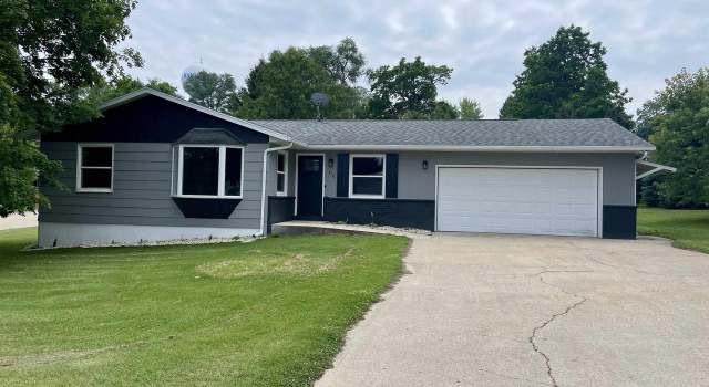 Photo of 410 3rd St, Albany, WI 53502