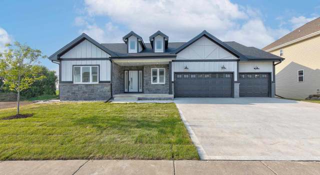 Photo of 1270 Stonehaven Dr, Sun Prairie, WI 53590