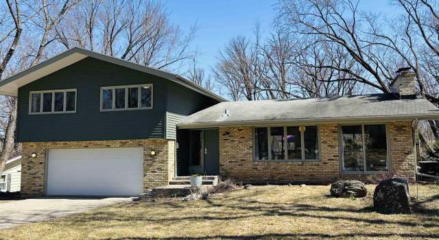 Photo of 117 Nautilus Dr, Madison, WI 53705