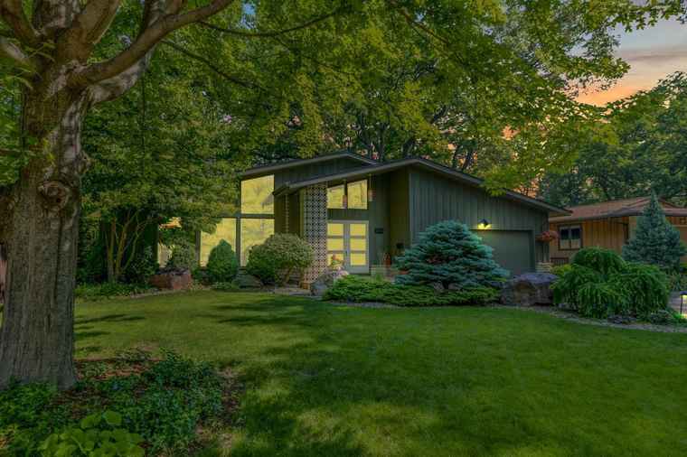 Photo of 3914 Priscilla Ln Madison, WI 53705