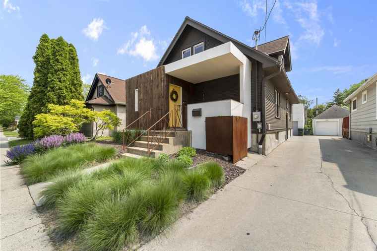 Photo of 3157 Milwaukee St Madison, WI 53714