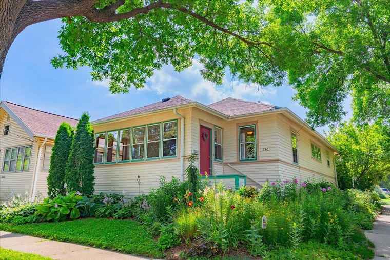 Photo of 2501 Upham St Madison, WI 53704