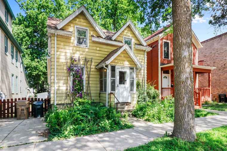 Photo of 1046 Williamson St Madison, WI 53703