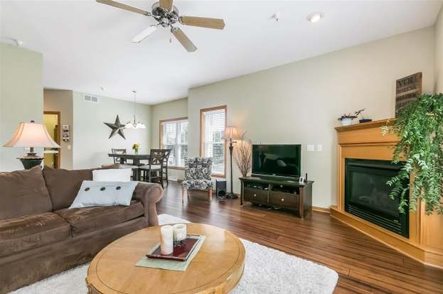 3957 Maple Grove Dr Madison Wi 53719 Mls 1838607 Redfin