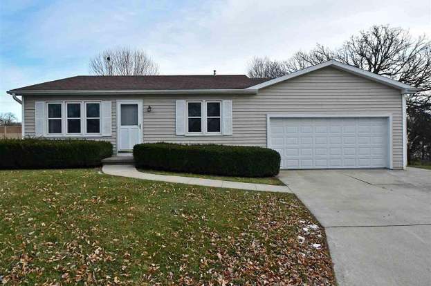 25 Rustic Woods Ct Madison Wi 53716 Mls 1874611 Redfin