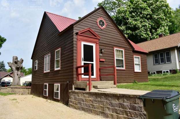 220 Schmitz St, Richland Center, WI 53581 - 2 beds/1 bath 220 Schmitz St, Richland Center, WI 53581 - 2 beds/1 bath