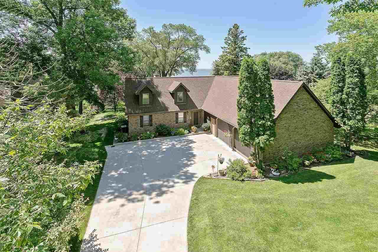 N6569 Harrison Rd, Hilbert, WI 54129 MLS 50220091 Redfin
