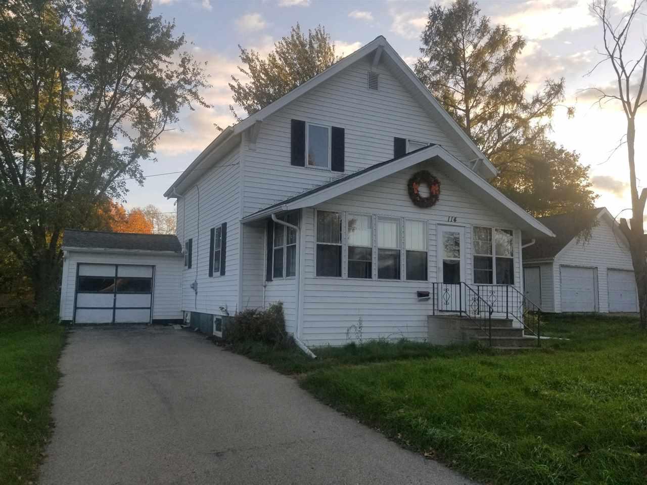 114 E Rowland St, New London, WI 54961 MLS 50220145 Redfin