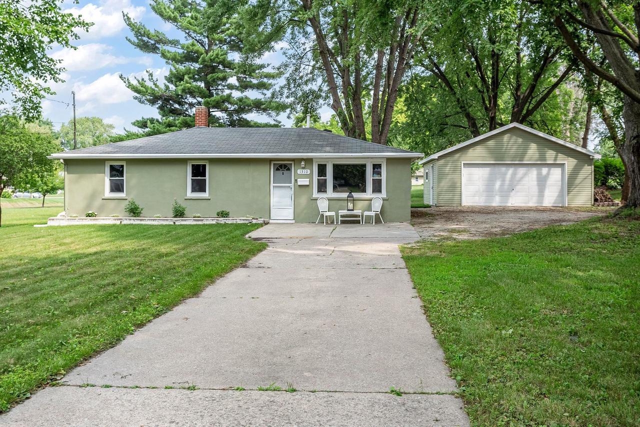 1310 E Main St, Little Chute, WI 54140 MLS 50279358 Redfin