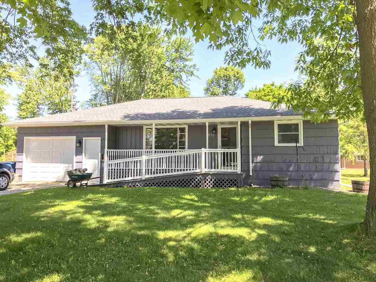 235 W Cedar St Pulaski WI 54162 MLS 50184980 Redfin