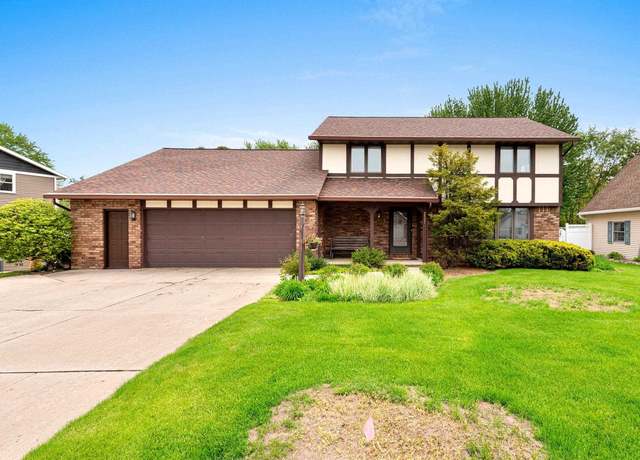 Property at 2931 Lumber Ln, Green Bay, WI 54313, 4 beds, 3.5 baths