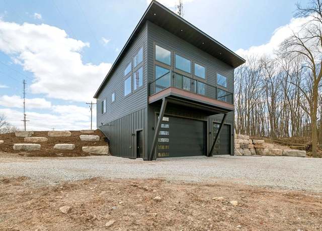 Property at 4062 Heritage Rd, De Pere, WI 54115, 3 beds, 2.5 baths
