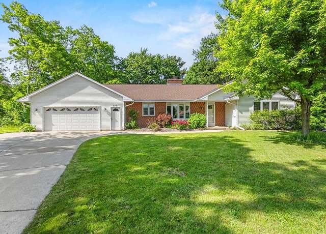 Property at 420 Melissa Ct, Denmark, WI 54208, 3 beds, 1.5 baths