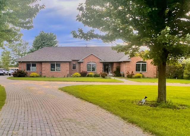 Property at W177 Rolling Acres Ct, Kaukauna, WI 54130, 3 beds, 2.5 baths