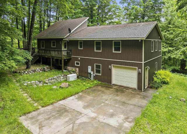 Property at N12757 Rivers Meet Dr, Athelstane, WI 54104, 3 beds, 3 baths