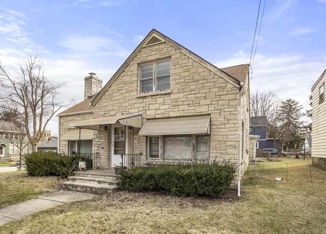 Property at 600 S Memorial Dr, Appleton, WI 54911, 3 beds, 2 baths