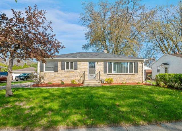 Property at 1201 Redwood Dr, Green Bay, WI 54304, 4 beds, 2 baths