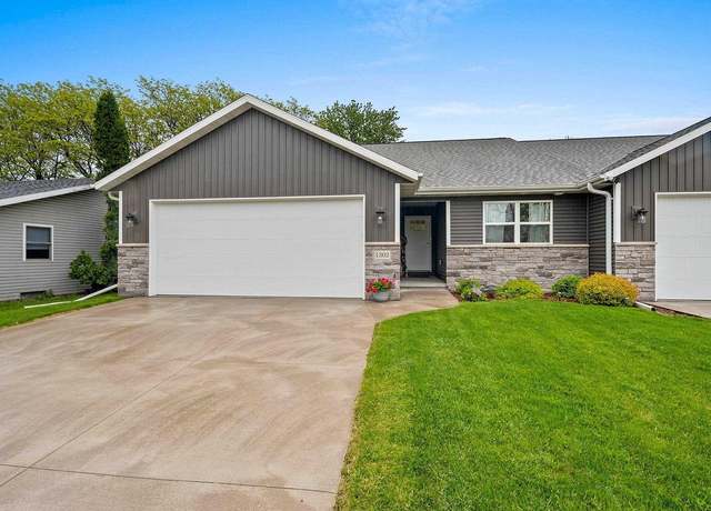 Property at 1302 Daytona Ln, Little Chute, WI 54140, 3 beds, 3 baths