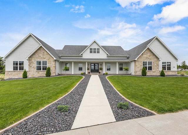 Property at 7205 N Trinity Ct, Appleton, WI 54913, 4 beds, 3.5 baths