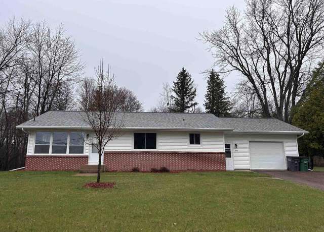 Property at 2140 High St, Wisconsin Rapids, WI 54495, 3 beds, 1.5 baths