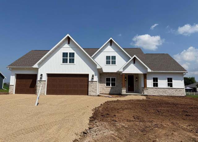 Property at N1926 Morning Glory Ln, Greenville, WI 54942, 4 beds, 2.5 baths