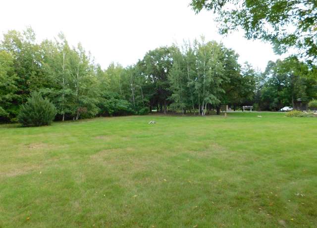 Property at 5283 Sunset Bluff Dr, Green Bay, WI 54311